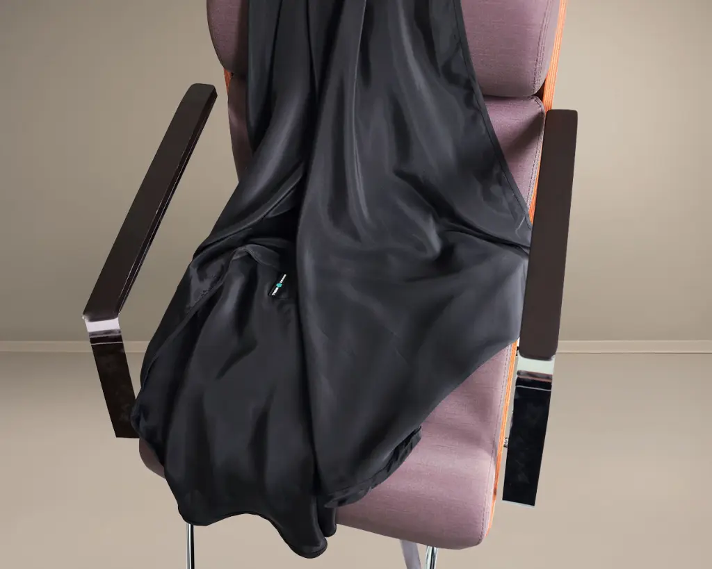 92206_92207_Silque_Balayage_black_chair_latte_web_1280x1024.webp